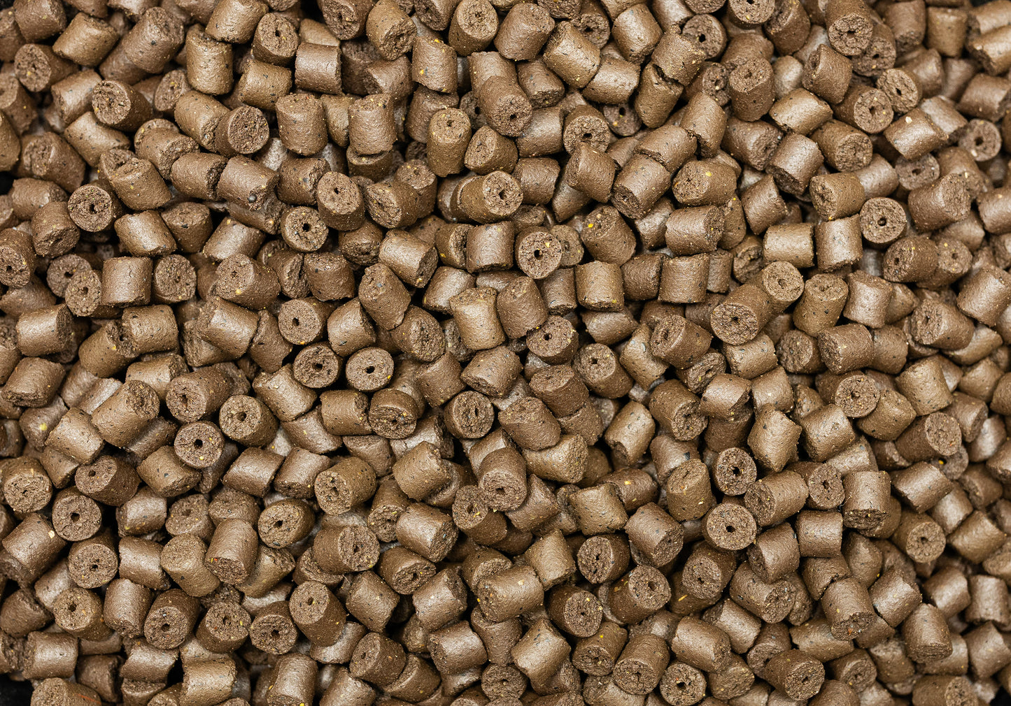 PELLET ZANĘTOWY 8MM ORZECH TYGRYSI